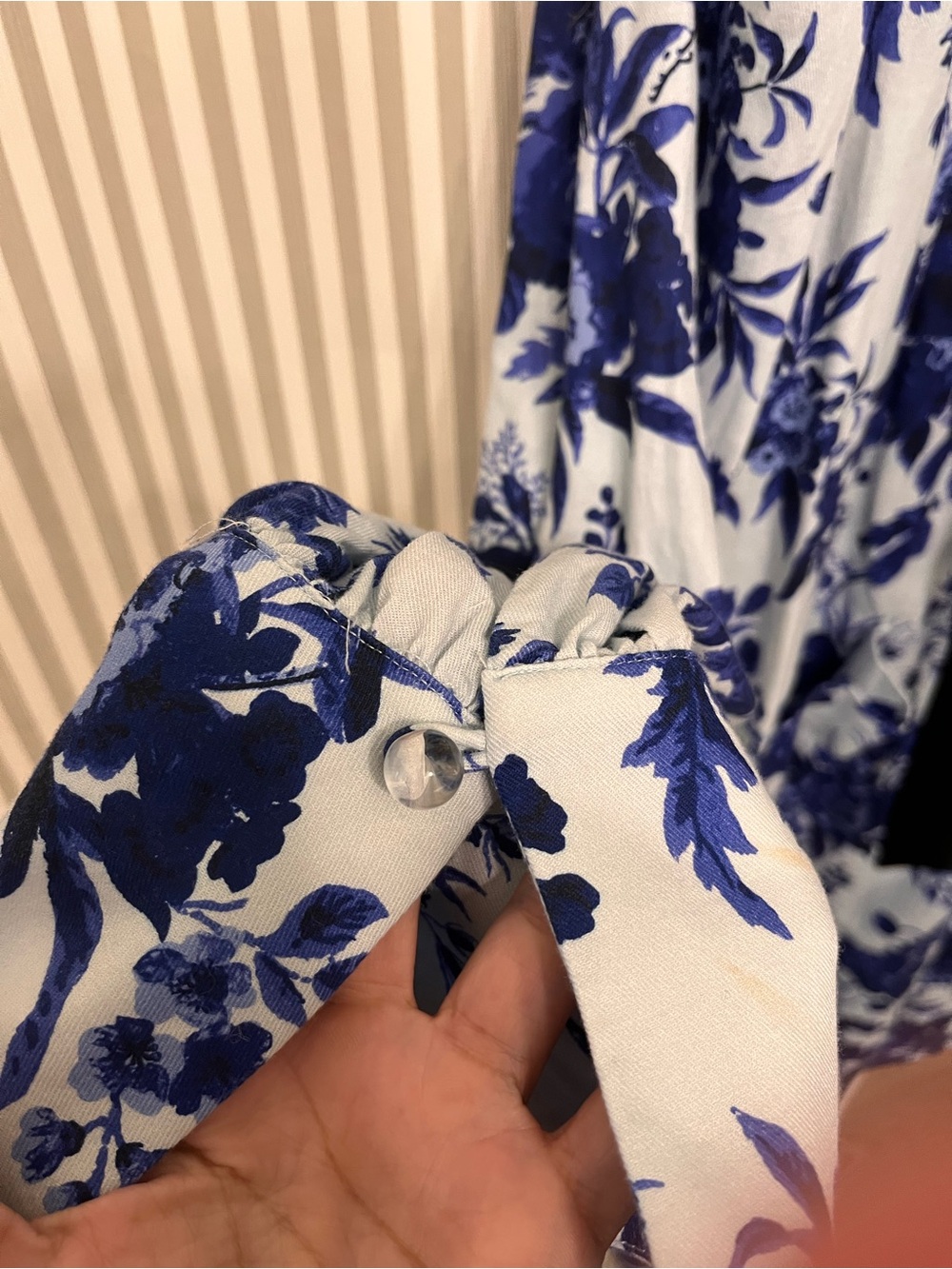 Tuckernuck blue floral print dress - Picture 6 of 8